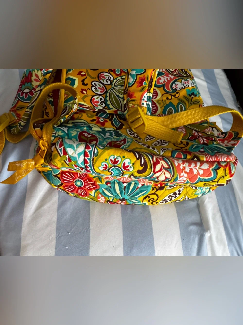 Vera Bradley vibrant quilted